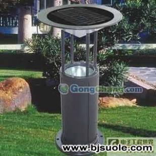 探索户外实用科技 供应240L新鲜水太阳能热水器与园艺草坪灯的完美结合